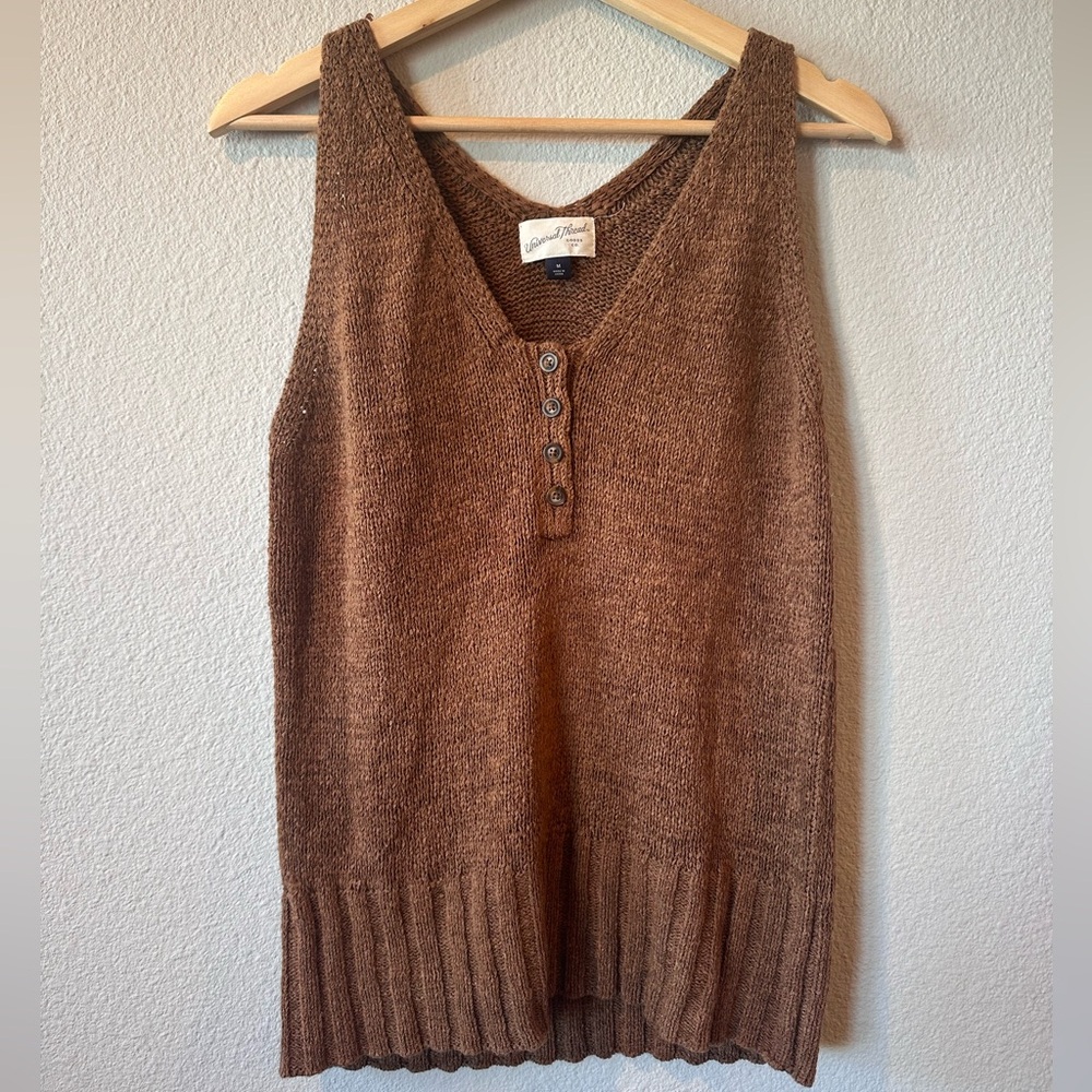 Brown universal thread sweater tank top